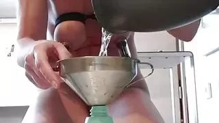 Ecperimental squirt at cervix