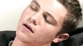 Twinks Teagan Daniels and Mason Ross cum while masturbating