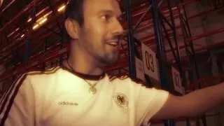 Wild whore needs to suck cock