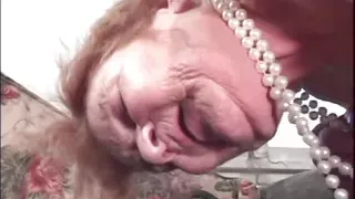 She is your GRANDMA!!! - Chapter #01