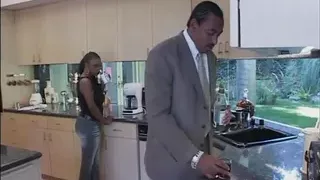 Die Latex Ebony Queen!