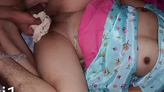 Padosan bhabhi ki full chadai video my house.