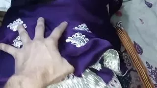 Hot Little stepsister ko PUBG game khalty huay choda