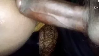 Desi old aunty ko Happy New year ka raat mein bistar ke andar chudai Kiya