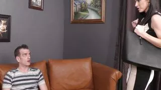 Madame Eleonores houseslave didnt finish any work in her home