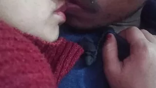 Bhabhi kiss devar ne bhabhi ka lips kiss kiya