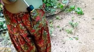 Malkin bhabi pee And sex with nokar in farmhouse bathroom