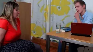 Busty chubby blonde bbw seducing psychologist