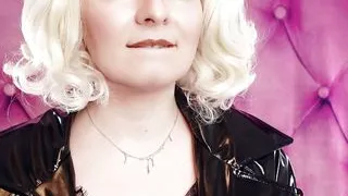 ASMR: eating exploding candy and jelly bears (Arya Grander)