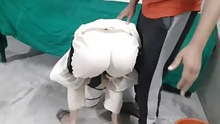 Desi Kamwali Maid ko Owner ne saza (Punishment) de kr jabardasti choda, Indian maid fucked by house owner with hindi