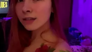 Beauty with a round booty jerks off her wet pussy and wet ends with moans and convulsions