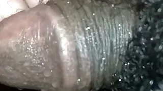 kleiner Schwanz süßes Ficken in meiner Hand