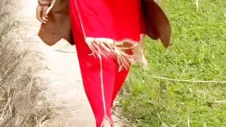 First time mujhe kheton ma choda Meri phudi ma lun dal dya