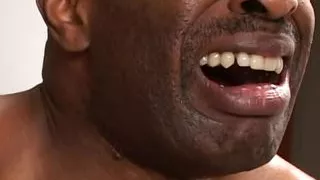 Sexy Luna prende tre grossi cazzi!