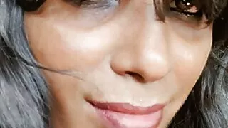 She suck and sucks cum from it