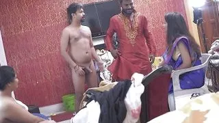 Bete ke shadi dekhne aaya sasurji bahurani ke maa ke sath kia sambhog aur fir Bahurani ko pilaya apna sperm Full Movie