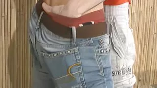 beste Freunde lecken ihre Arschlöcher und reiben ihre Schwänze