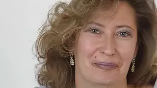 granny first dildo sex, her thighs tremble with pleasure