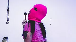 bored in my friend's boyfriend's bed