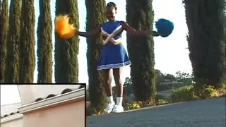 Cheerleader in cerca di amore duro