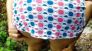 jungle me big ass hot sexy soteli maa ko car me choda