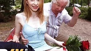 HUNT4K. Carefully nailing tight vagina man still monitors BFs reaction