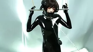 Fejira com Metal chain bondage orgasm