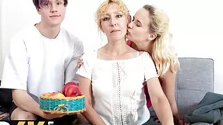 SHAME4K. Sugar Mommy Got Shamefully Busted