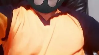 Ich spiele nur mit meinem großen Schwanz