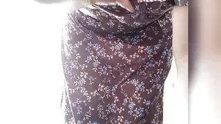 Tamil wife fingerings in bathroom