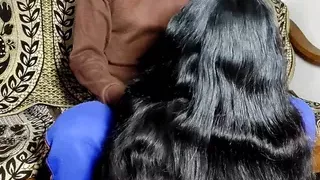 Bade bhai ne pyar se bula kar sofa par hi chod diya hamko