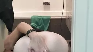 Pussy vacuuming before bathroom cleaning