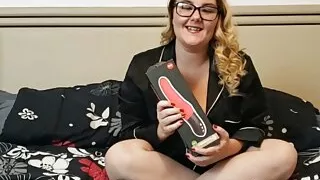 Ashley Ace Review - Stronic EINS Strong Toy