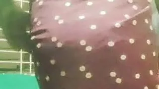 Hot Indian sonusissy navel ass in saree
