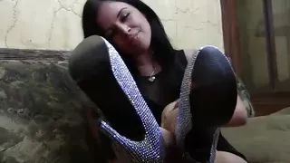 Suck on my pedicured toes