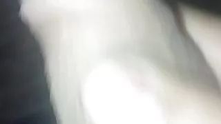 Sex mit viel Spielzeug und viel Milch und anal