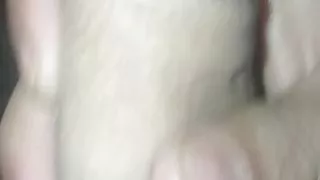 Sex mit viel Spielzeug und viel Milch und anal