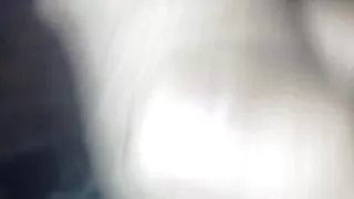 Sex mit viel Spielzeug und viel Milch und anal