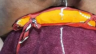 Desi nokrani ko jabardasti choda our cheekh Nikal di Hindi