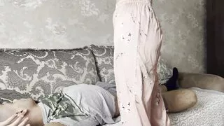 stepbrother doesn't wake up in the morning? Stepsister will help with the best blowjob and hot sex