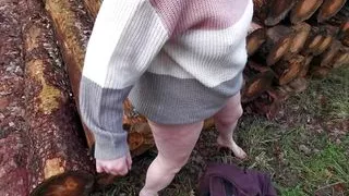 Pussy and titspanking while hiking