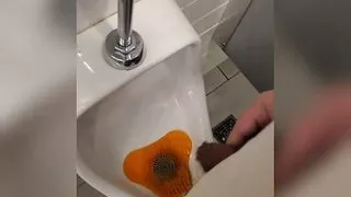 Watch me Piss