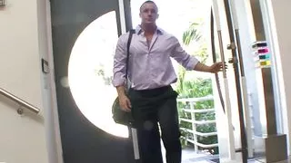 Muscle pimp fuck ebony pearl hard