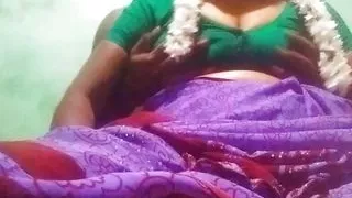 Desi Tamil priyanka aunty big boobs