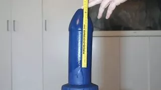 Extremer Sex, Faustsex, Riesendildo, Einführen, Piercing, Zug