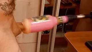 an artificial mouth on a sex machine brings me to a violent orgasm by masturbating my penis