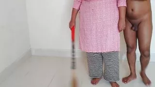 Desi Hot maid ko mast coda malik ke Beta aur unki Gand phada diya - destroyed her Big ass & Huge Cum Inside (Tamil Sex)