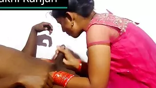 Indian Chachi ki paani nikal diya