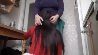 We Are In The Kitchen Taking Turns Licking Each Others Pussies Under Skirts - Ikasmoks