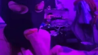 POV ejaculation dans sa bouche de chienne